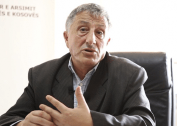 Kryetari i SBASHK: Paga e 13 e rregulluar me kontratë, nuk është nevoja për kërkesa në MASHT