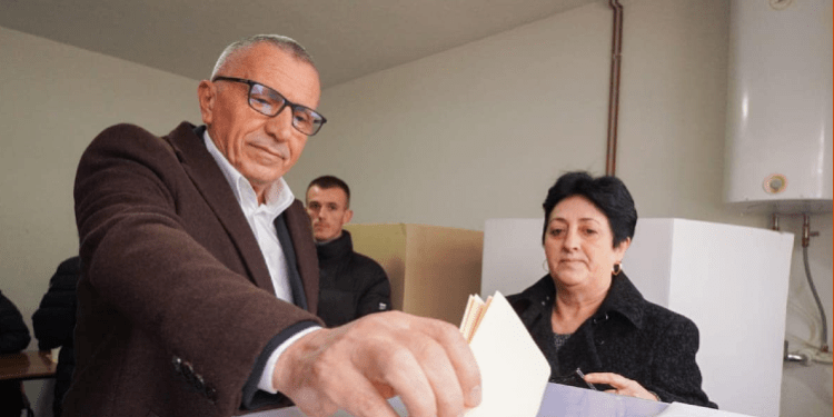 Zgjedhjet në Serbi, Kamberi thirrje shqiptarëve për të votuar nëse duan përfaqësim parlamentar