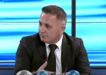 Sopjani për zgjedhjet në veri: Mënyra më efikase është dorëheqja e kryetarëve