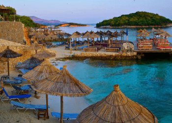 Shqipëria, e 4-t si destinacioni i ri i pushimeve verore 2024 sipas cilës revistë?