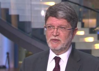 Picula: Vuçiq krijon trazira në rajon për të hequr vëmëndjen nga problemet në shtetin e tij