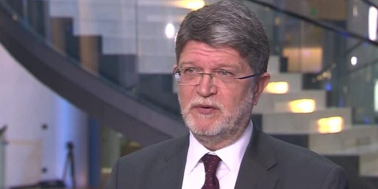 Picula: Vuçiq krijon trazira në rajon për të hequr vëmëndjen nga problemet në shtetin e tij