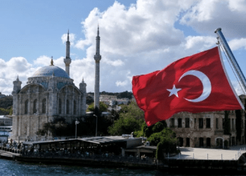 Policia e Turqisë pajiset me 23 vetura luksoze