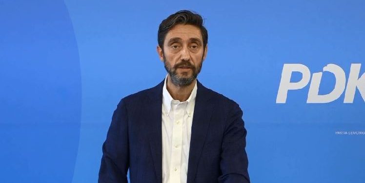 Faturat e fryra,Ismaili: Faturimi i energjisë me tarifat aktuale rrënojnë buxhetin e familjeve