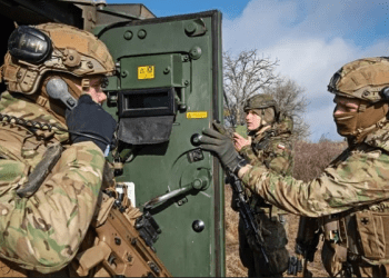 Polonia njoftoi rinisjen e operacioneve të kërkimit për gjetjen e pjesëve të një rakete të dyshuar ruse