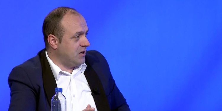 Demolli: Mungesa e punëtorëve në Kosovë do të vërehet pas 15 janarit