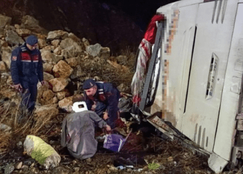 9 persona të vdekur e 30 të lënduar si pasojë e një aksidenti në Turqi