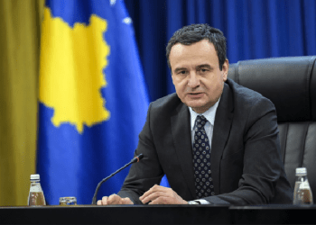 Kurti mirëpriti studentë e Universitetit të Strasburgut, diskutuan për sigurinë rajonale