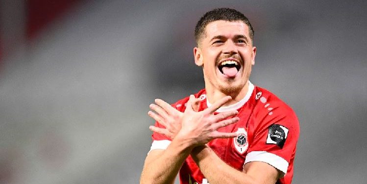 Për shkak të motit të keq në Belgjik, anulohet ndeshja ku pritej të luante Arbnor Muja