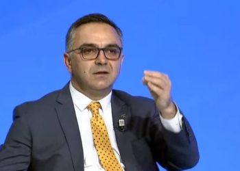 Tahiri: Kurti nuk është konsisten në dialog