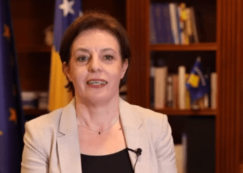 Gërvalla bisedon me ministrin e Kuvajtit, diskutojnë për marrëdhëniet mes 2 shteteve