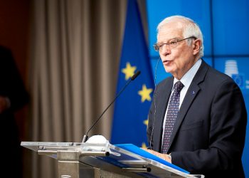 Borrell për targat: Ky vendim përbën një hap në drejtimin e duhur