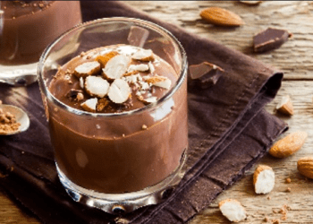 Krem kakao, ëmbëlsira ideale për t’u konsumuar në çdo kohë