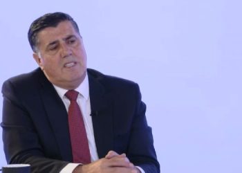 Haziri i shpreh ngushëllime babait të Lorent Rrustemit
