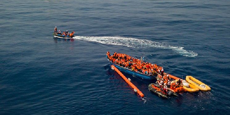 40 viktima në brigjet e Mesdheut, përmbytet anija me refugjatë