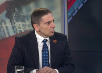 Lirohet nga paraburgimi politikani opozitar serb Nikolla Sandulloviq