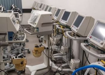 Në QKUK shumë pajisje mjekësore i mbulon pluhuri nga mos përdorimi