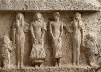 Arkeologët kanë gjetur varr të lashtë egjiptian 4.500 vjeçar dhe thesare të mahnitshme