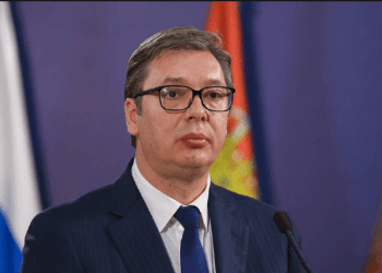 Vuçiq flet për fletarrestin ndërkombëtar INTERPOL për Radoiçiqin