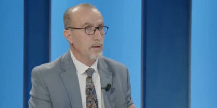 Haxhiu: Ka korrupsion milionësh në ministrinë e Shëndetësisë