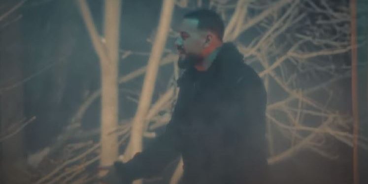 Capital T sjell një version të ri të këngës “Pi raki”