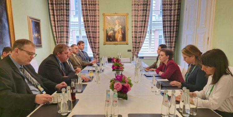 Gërvalla në takim me deputetë gjerman, në qendër të diskutimit anëtarësimi në KiE