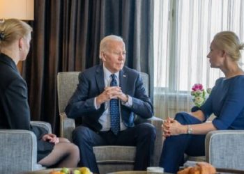Biden pret gruan dhe vajzën e Navalny: Guximi i tij do të jetojë te njerëzit