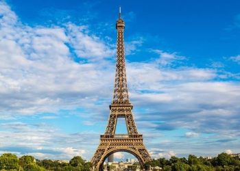 Pas 6 ditësh grevë rihapet kulla Eiffel për vizitorët