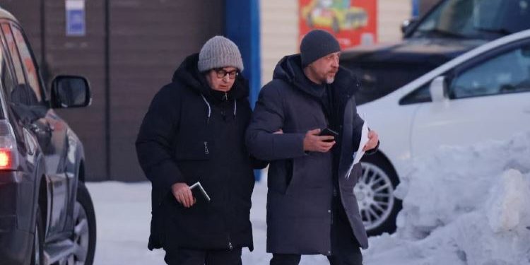 Nëna e Navalnyt i bënë thirrje Putinit t’i dorëzojë trupin e djalit të saj