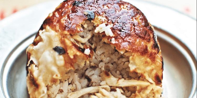 Pilaf i pjekur me pulë, shije perfekte