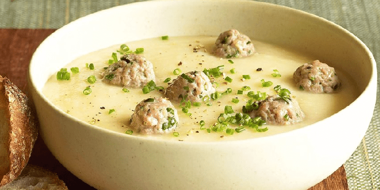 Qofte me lëng, shije e përsosur në tryezën tuaj