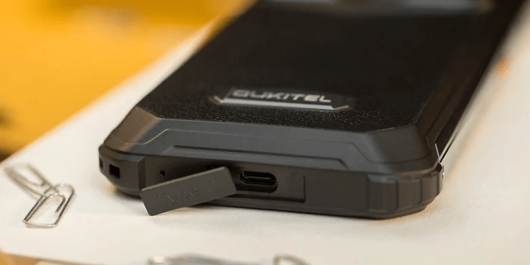 Ky telefon nuk ka nevojë të mbushet për 94 ditë