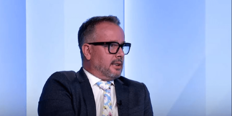 Kajtazi: Nuk duhet me rënë në grackën e popullimit dhe të rezultatit zgjedhor