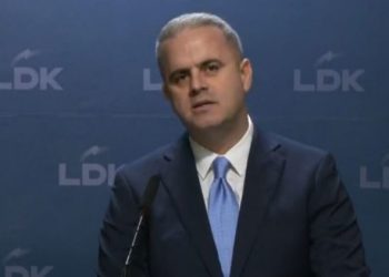 3 vite VV-ja në pushtet, Azemi: 14 shkruti i zhgënjimit e mashtrimit