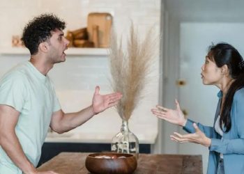 Pyetje shëruese që duhet t’i bëni vetes kur jeni të zemëruar