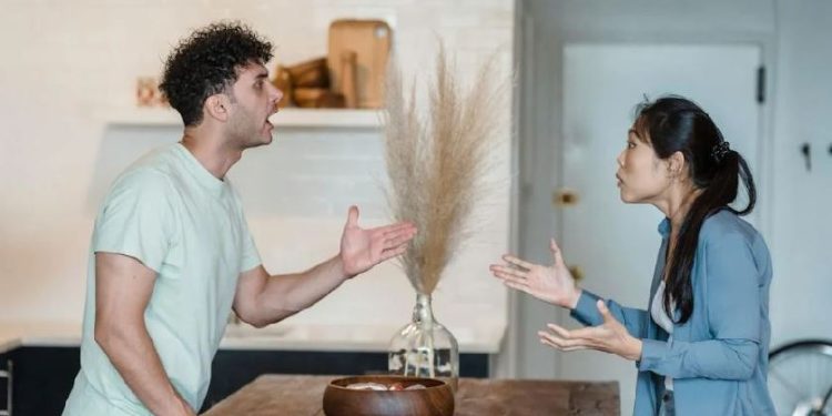 Pyetje shëruese që duhet t’i bëni vetes kur jeni të zemëruar