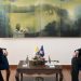 Kurti takon Delegatin Apostolik të Selisë së Shenjtë për Kosovë, diskutojnë raportet mes 2 vendeve