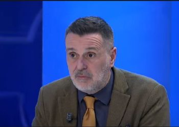 Gashi: Kurti nuk ka pasur mundësi për t’i ikur vendimit për Manastirin e Deçanit