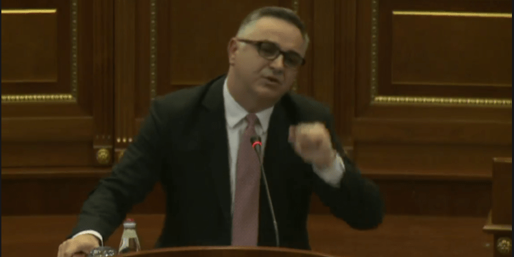 Deputeti i AAK-së: Kërkesa ime, të reflektojë ky kryeministër, proceset që po vijnë s’janë të lehta