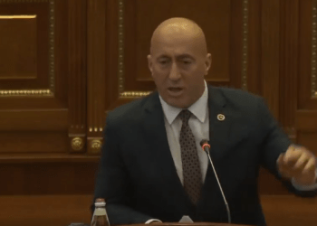Haradinaj: Ftoni Prokurorinë të hetojnë numrin e madh të kontratave të hetojnë a ka shkelje të ligjeve