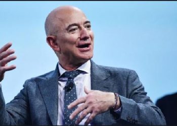 Jeff Bezos përsëri shpallet njeriu më i pasur në botë