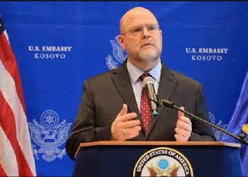 Hovenier: Për të gjithë ata që festojnë, Pashkë sa më të lumtura