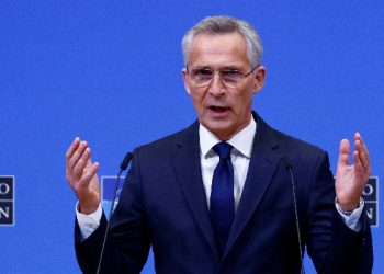 Stoltenberg: NATO-ja nuk ka plane të dërgojë trupa në Ukrainë