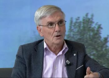 Buxhovi: Kosova të bisedoj me Manastirin e Deçanit për shfrytëzim të përbashkët të pronave