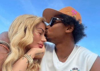 Çfarë komentoi në gjuhën shqipe futbollisti Karim Adeyemi mbi foton e Loredanës?