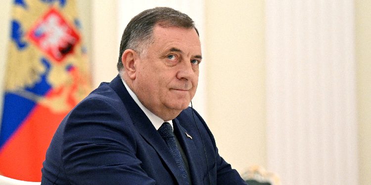 Dodik: Serbia duhet të përgaditet për gjithqka