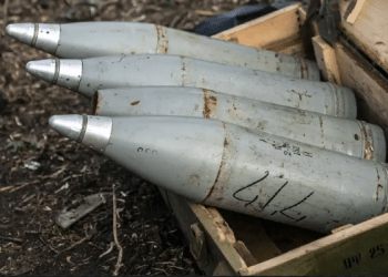 Çekia siguron municion për Ukrainën