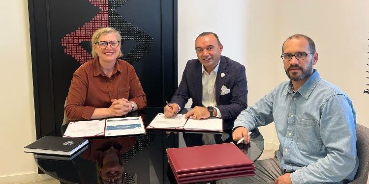 Oda Ekonomike e Kosovës nënshkruan Kodin e Bizneseve kundër korrupsionit