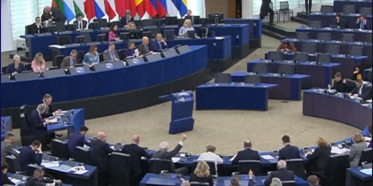 Miratohet ligji i ri për lirinë e medias nga Parlamenti Evropian