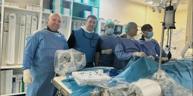 Për herë të parë në QKUK është kryer procedura e kateterizimit në zemër tek një fëmijë